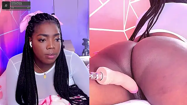 zoeethompson cm online show from 12-04-25, 11:09