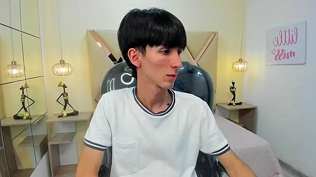 Snapshot of Jake_evans chatting on 10-02-25, 04:05 Jake evans online show from 10-02-25, 04:05