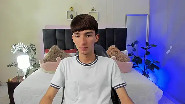 Jake evans online show from 05-11-26, 01:45