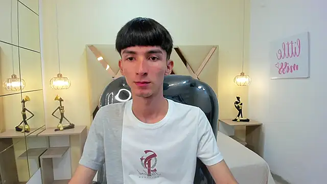 Snapshot of Jake_evans chatting on 12-04-25, 02:16 Jake evans online show from 12-04-25, 02:16