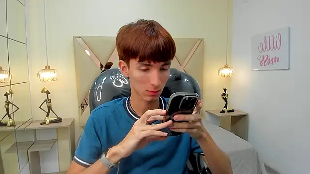 Snapshot of Jake_evans chatting on 02-10-26, 07:57 Jake evans online show from 02-10-26, 07:57