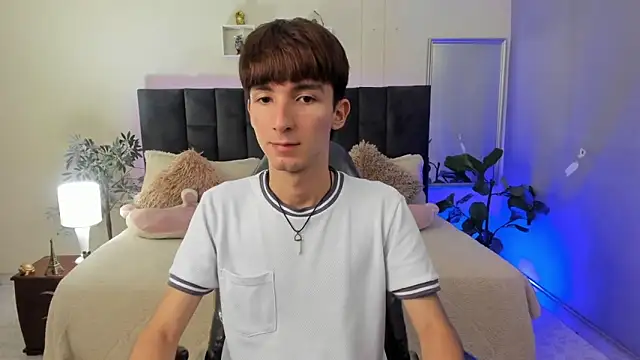 Jake evans online show from 06-10-26, 02:18