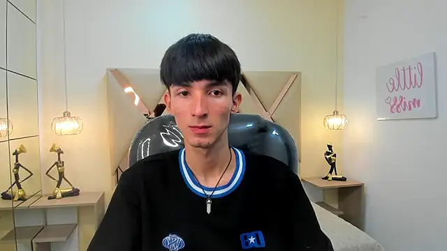 Snapshot of Jake_evans chatting on 12-20-25, 07:50 Jake evans online show from 12-20-25, 07:50