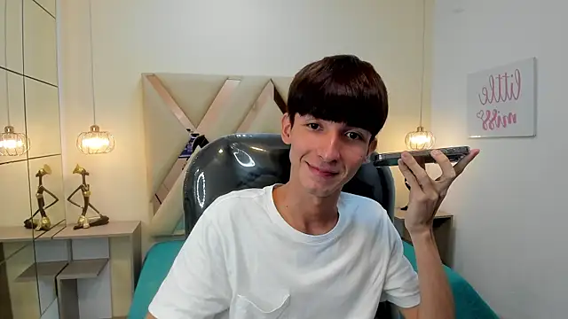 Snapshot of Jake_evans chatting on 01-11-26, 03:46 Jake evans online show from 01-11-26, 03:46