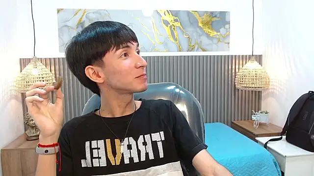 Snapshot of Jake_evans chatting on 11-11-25, 02:01 Jake evans online show from 11-11-25, 02:01