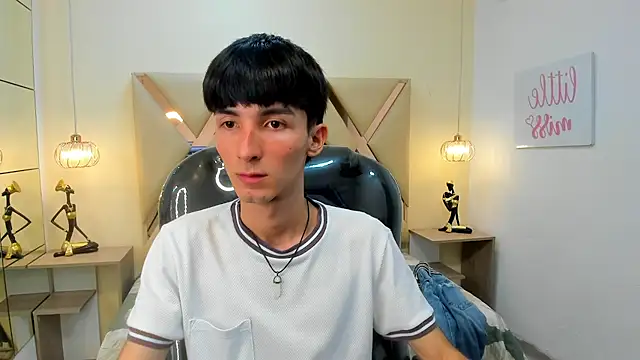 Snapshot of Jake_evans chatting on 12-19-25, 07:38 Jake evans online show from 12-19-25, 07:38