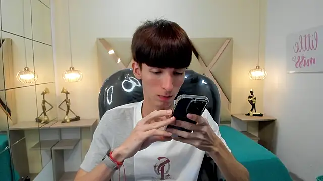 Snapshot of Jake_evans chatting on 01-07-26, 08:03 Jake evans online show from 01-07-26, 08:03