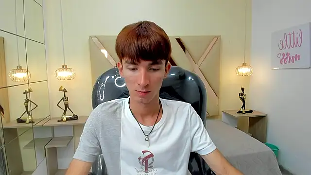 Snapshot of Jake_evans chatting on 02-11-26, 08:09 Jake evans online show from 02-11-26, 08:09