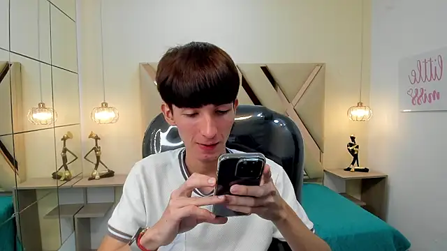 Snapshot of Jake_evans chatting on 01-08-26, 08:04 Jake evans online show from 01-08-26, 08:04