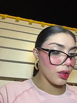 zui lu online show from 12-22-25, 03:50