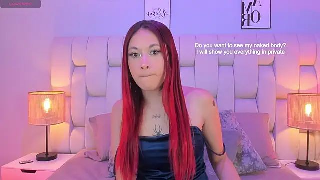 SkinnyFoxy online show from 04-22-26, 08:04