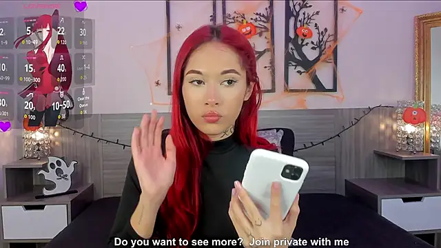 SkinnyFoxy online show from 10-10-25, 07:36