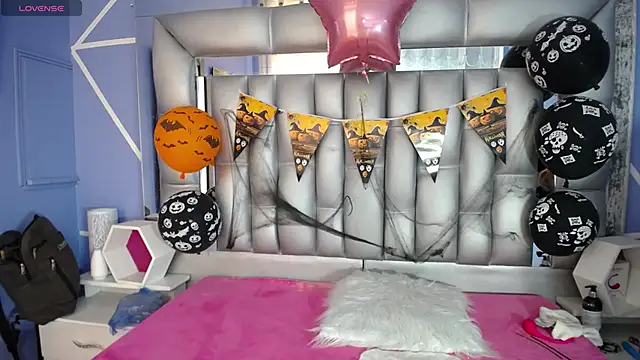 sophia ny online show from 10-25-25, 01:45