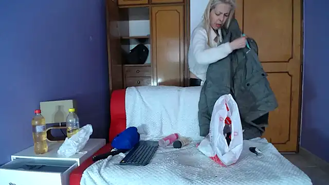 sophia ny online show from 02-18-26, 12:56