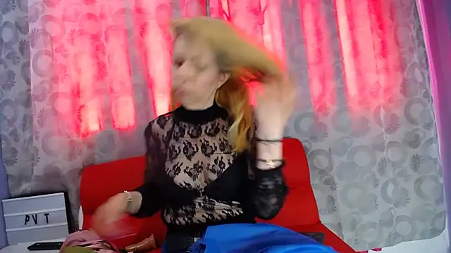 sophia ny online show from 01-07-26, 01:49