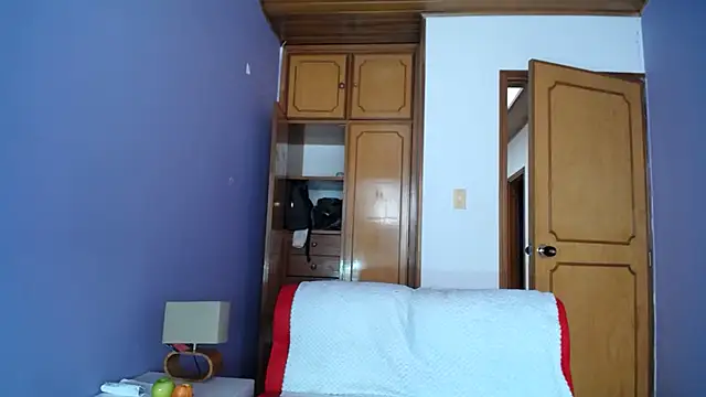 sophia ny online show from 02-07-26, 01:52