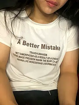 T tina92 online show from 01-08-26, 11:11