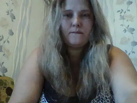Snapshot of ParisMimi chatting on 08-01-26, 10:24 ParisMimi online show from 08-01-26, 10:24