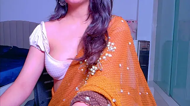 Snapshot of Aashika-Kaur chatting on 09-26-25, 04:19 Aashika-Kaur online show from 09-26-25, 04:19