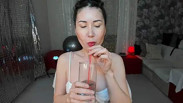 KarinaSweeety online show from 02-12-26, 01:00