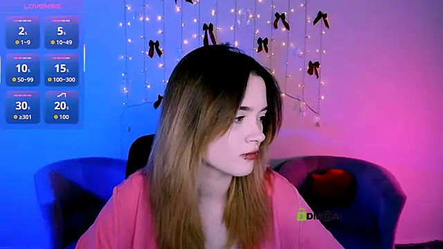 liana kisses online show from 01-16-26, 08:13