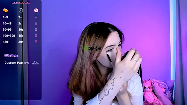 liana kisses online show from 10-11-25, 07:15