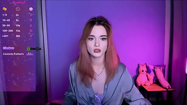 liana kisses online show from 10-17-25, 07:59