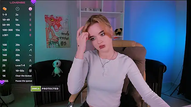 liana kisses online show from 03-19-25, 04:57