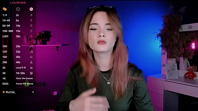 liana kisses online show from 10-10-25, 07:36