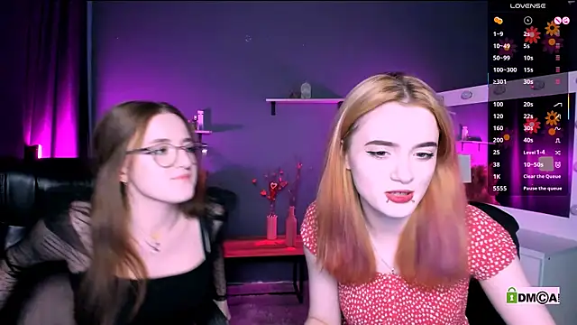 liana kisses online show from 03-20-25, 08:19