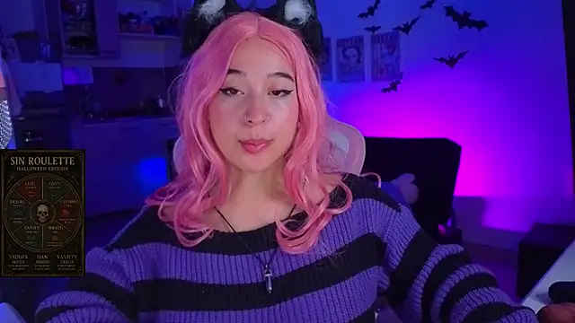 Snapshot of FernandaOrtegaaa chatting on 10-28-25, 12:44 FernandaOrtegaaa online show from 10-28-25, 12:44