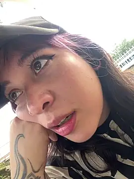 Snapshot of FernandaOrtegaaa chatting on 05-31-26, 04:35 FernandaOrtegaaa online show from 05-31-26, 04:35