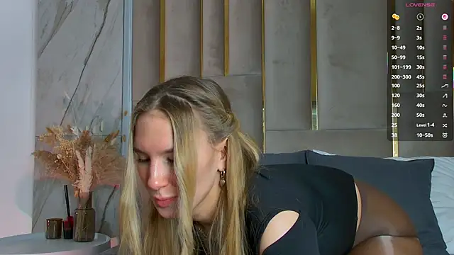 LeslieMines online show from 01-16-26, 05:55