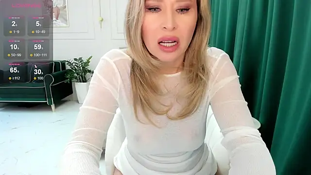 Jolie Ozolla online show from 02-12-26, 12:49