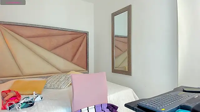 BarbaraKnox  online show from 09-14-25, 11:49