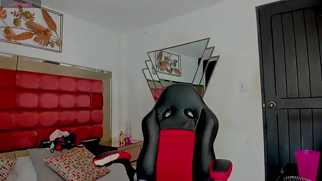 BarbaraKnox  online show from 05-15-26, 06:17