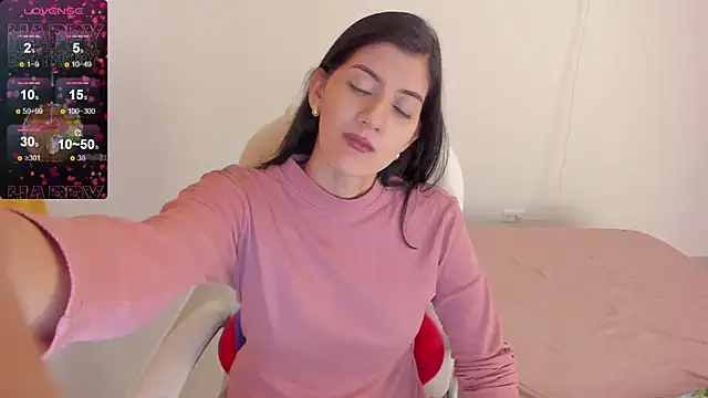 Snapshot of misstoya chatting on 02-26-25, 10:47 misstoya online show from 02-26-25, 10:47