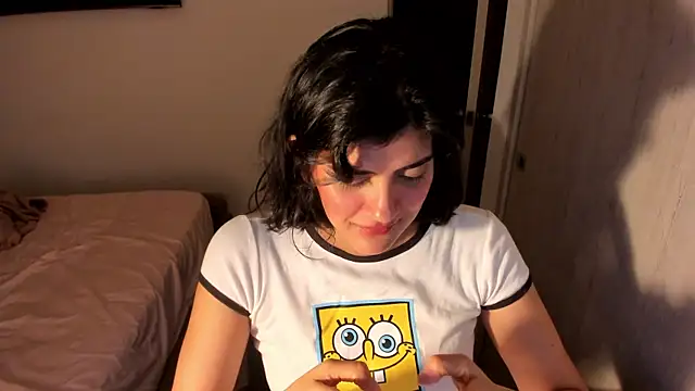 Snapshot of misstoya chatting on 07-12-26, 01:39 misstoya online show from 07-12-26, 01:39