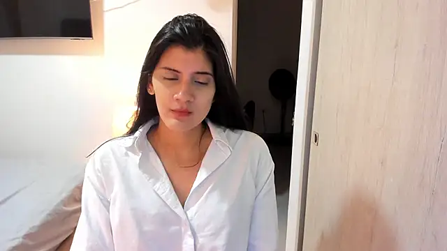 Snapshot of misstoya chatting on 09-19-25, 03:21 misstoya online show from 09-19-25, 03:21