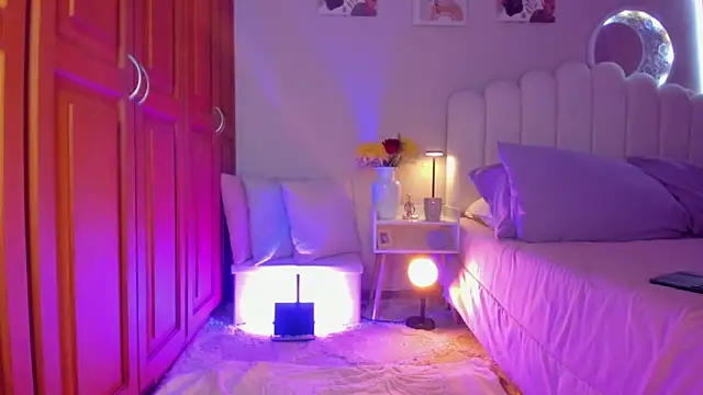 martinaaricci online show from 03-11-26, 01:38