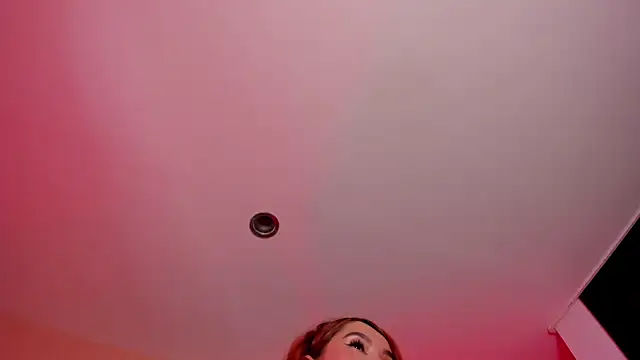 Snapshot of ChloeConnorr chatting on 03-12-25, 08:30 ChloeConnorr online show from 03-12-25, 08:30