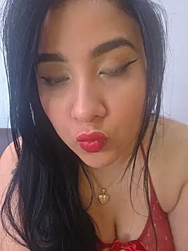 Snapshot of bigboobsrose1 chatting on 06-09-26, 03:13 bigboobsrose1 online show from 06-09-26, 03:13