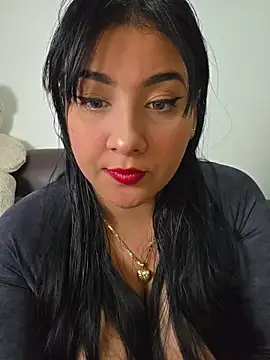 Snapshot of bigboobsrose1 chatting on 06-30-26, 04:29 bigboobsrose1 online show from 06-30-26, 04:29