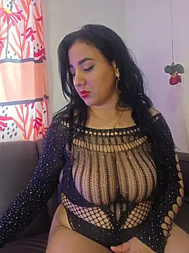 Snapshot of bigboobsrose1 chatting on 05-29-26, 12:11 bigboobsrose1 online show from 05-29-26, 12:11