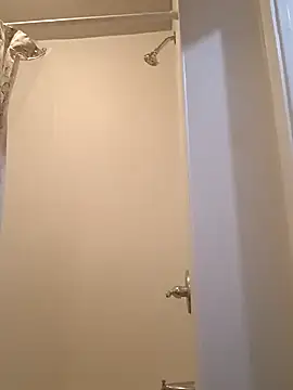 Snapshot of StaciGoodman chatting on 02-18-25, 06:48 StaciGoodman online show from 02-18-25, 06:48