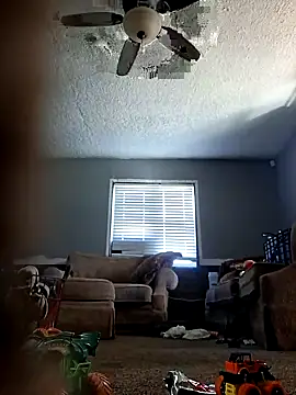 Snapshot of StaciGoodman chatting on 10-20-25, 03:23 StaciGoodman online show from 10-20-25, 03:23