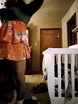 Snapshot of StaciGoodman chatting on 12-05-24, 01:31 StaciGoodman online show from 12-05-24, 01:31