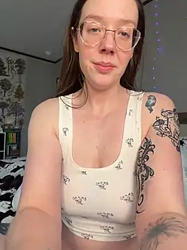 Sweetdee222x online show from 02-25-26, 11:15