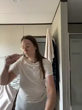 Sweetdee222x online show from 11-29-25, 03:45