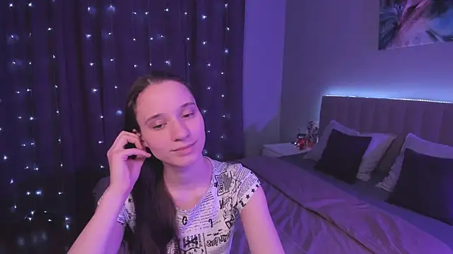 StaceySunny online show from 02-25-25, 02:15